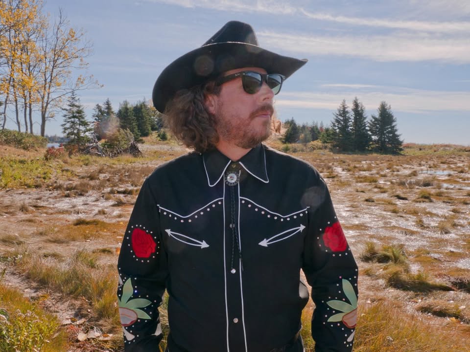 Gabriel Minnikin + Rosh